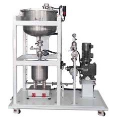Liquid feeder Liquid feeder